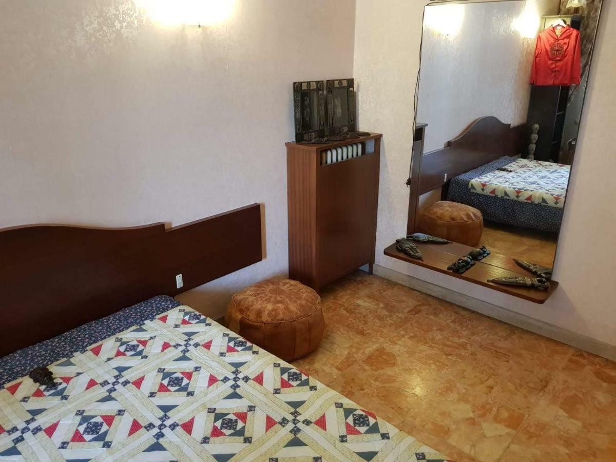 Big Apart 140M2 5Min Walk To Beach Sea &Promenade 3 Double Rooms,Big Living Room 42M2, 3 Showers,9 Beds, Free Parking Nice Buitenkant foto